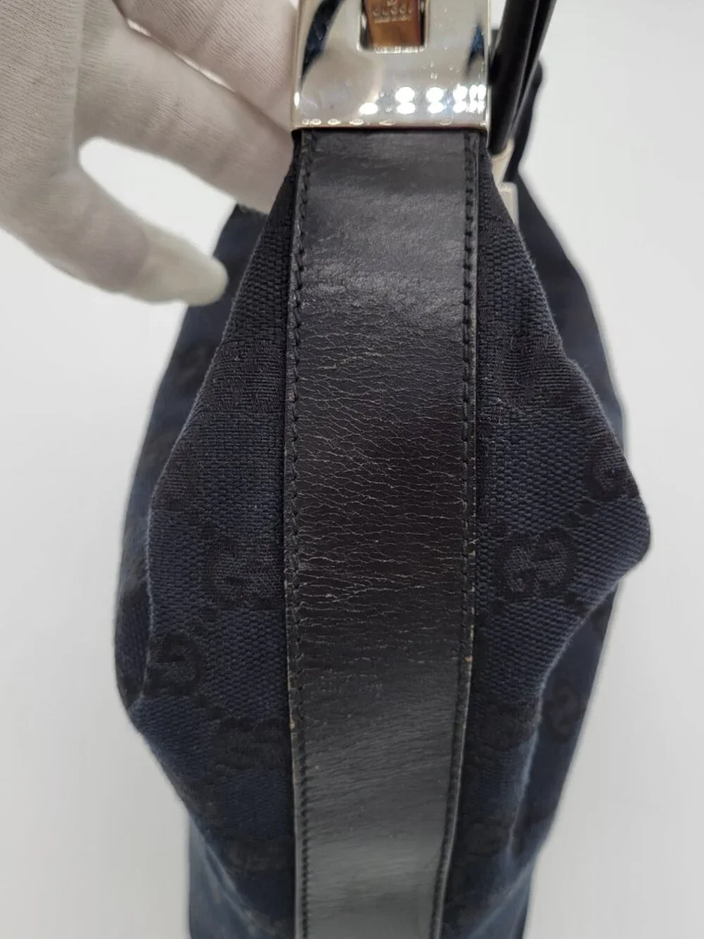 Vintage Tom Ford Era Gucci GG Canvas Hobo